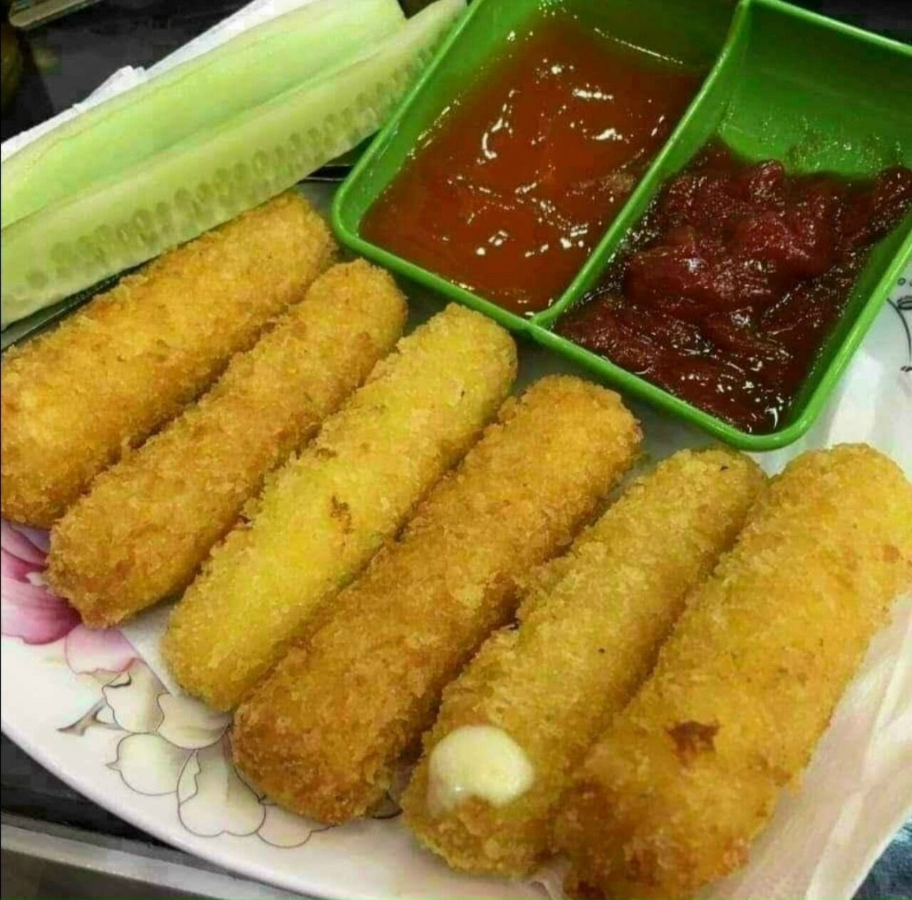 1hộp Phomai 13 que (siêu ngon, giao hỏa tốc tphcm)