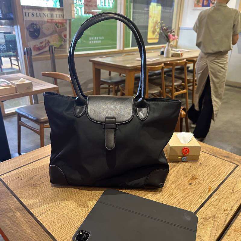 Ameri あめり tote bag - tote vải dù phối da ameri