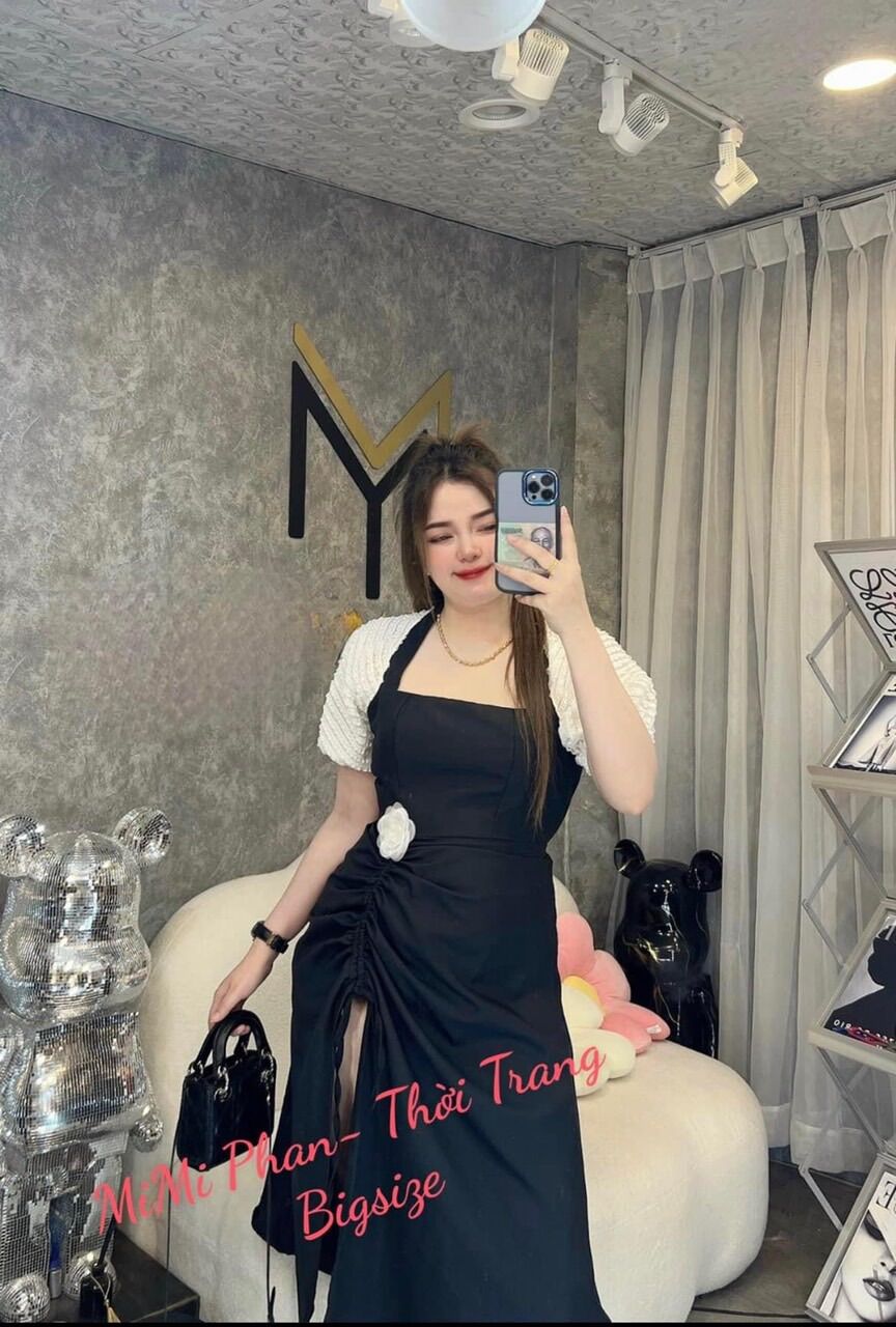 Đầm đi tiệc cưới D70 xẻ đùi sâu kèm tag hoa