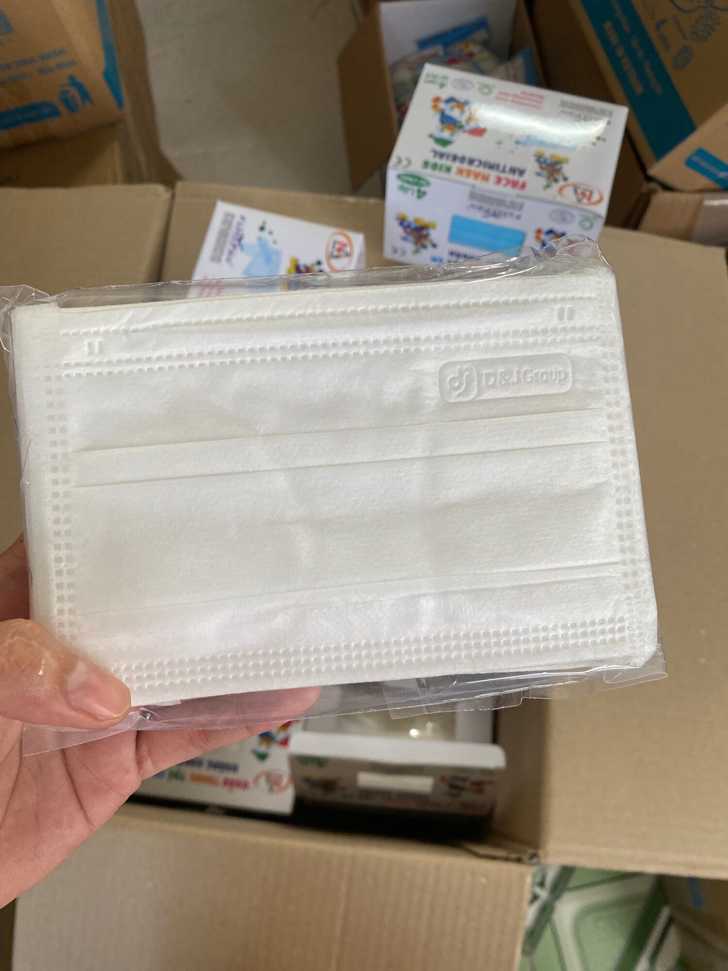 KHẨU TRANG Y TẾ TRẺ EM