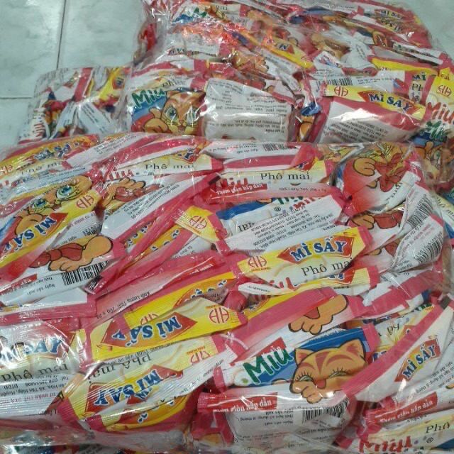 10 gói mì trẻ em miu miu tuổi thơ