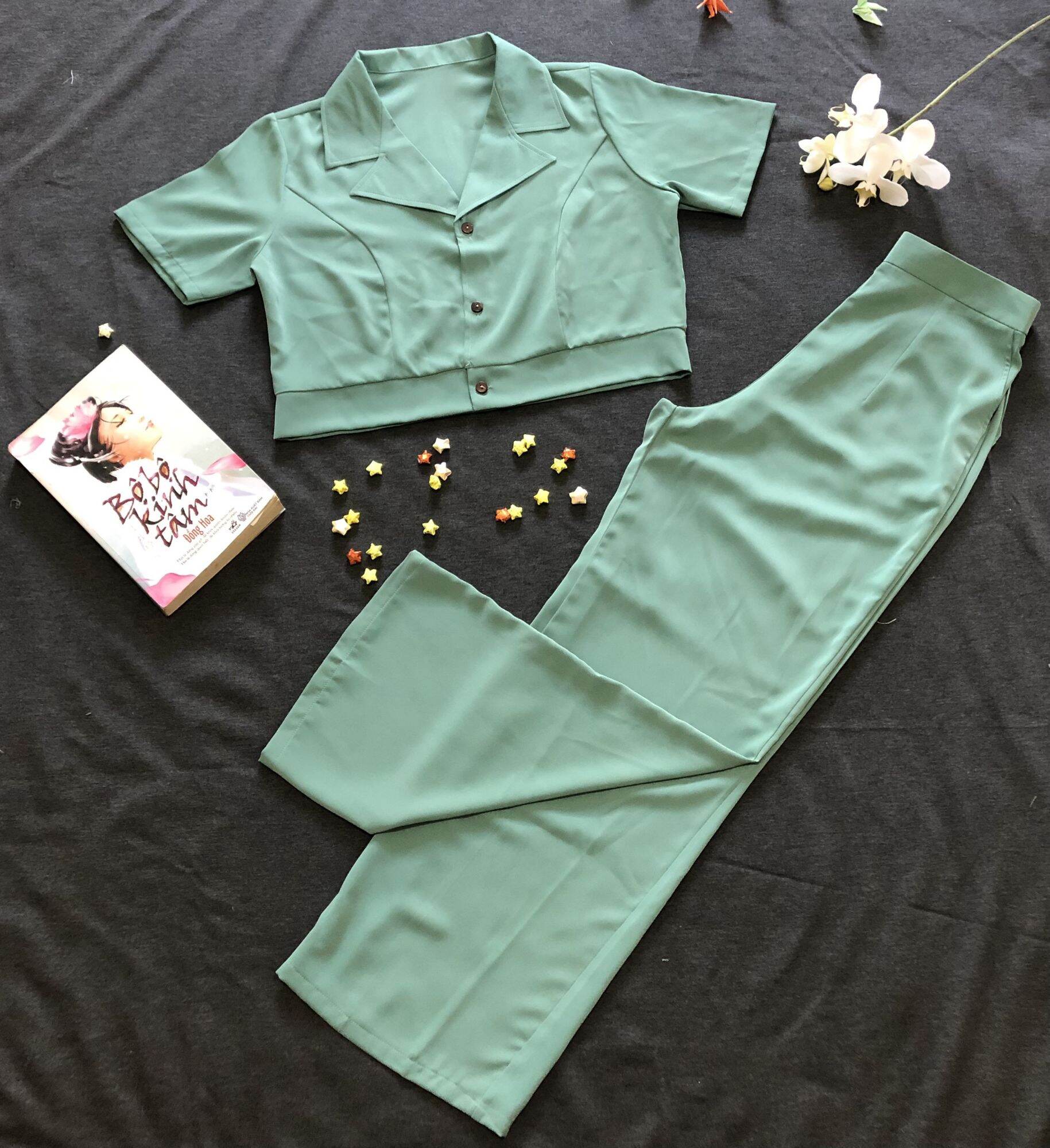 bộ croptop quần ống rộng mango