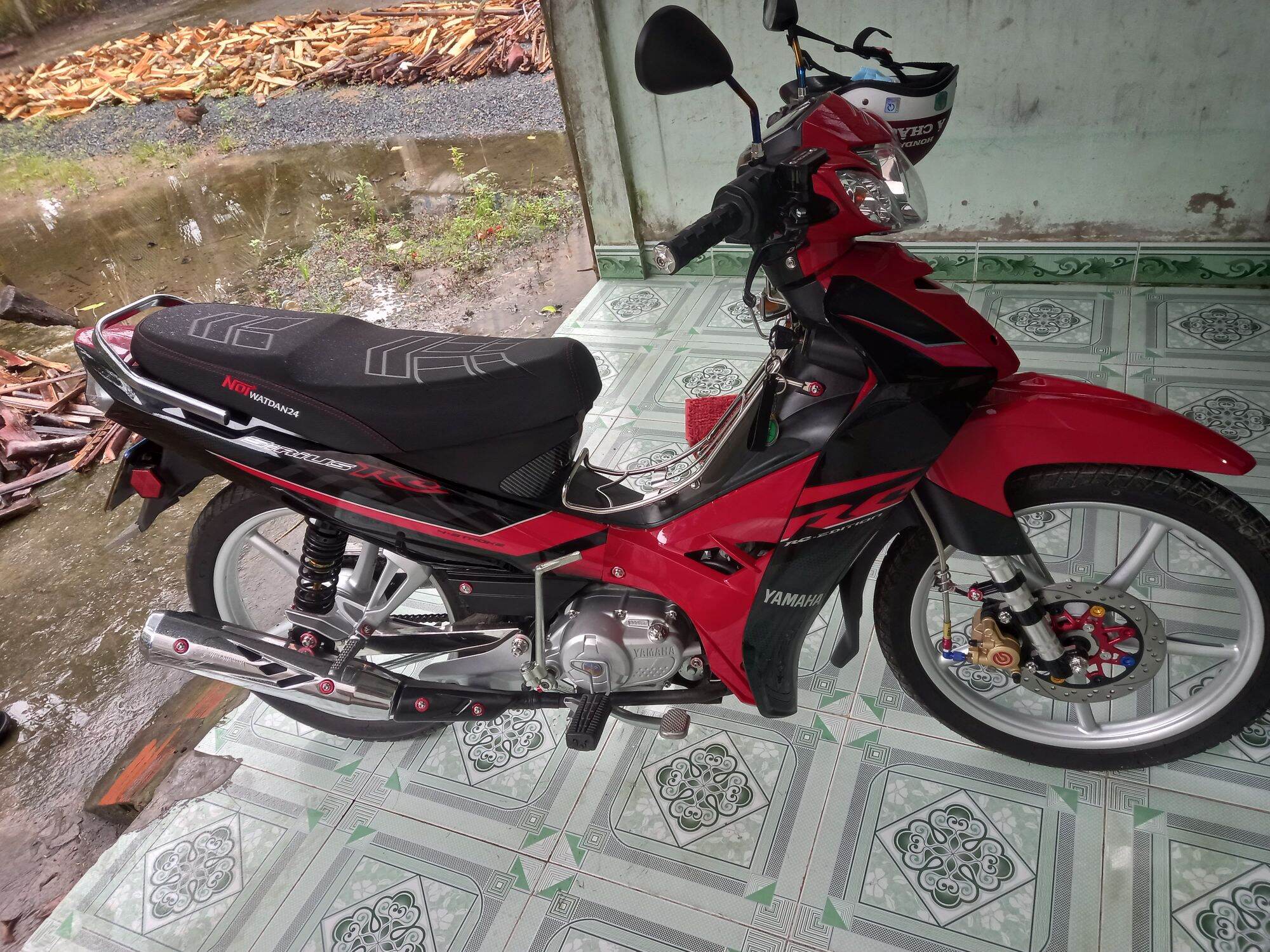 1 Bộ Tem sirius rc xăng cơ đỏ đen