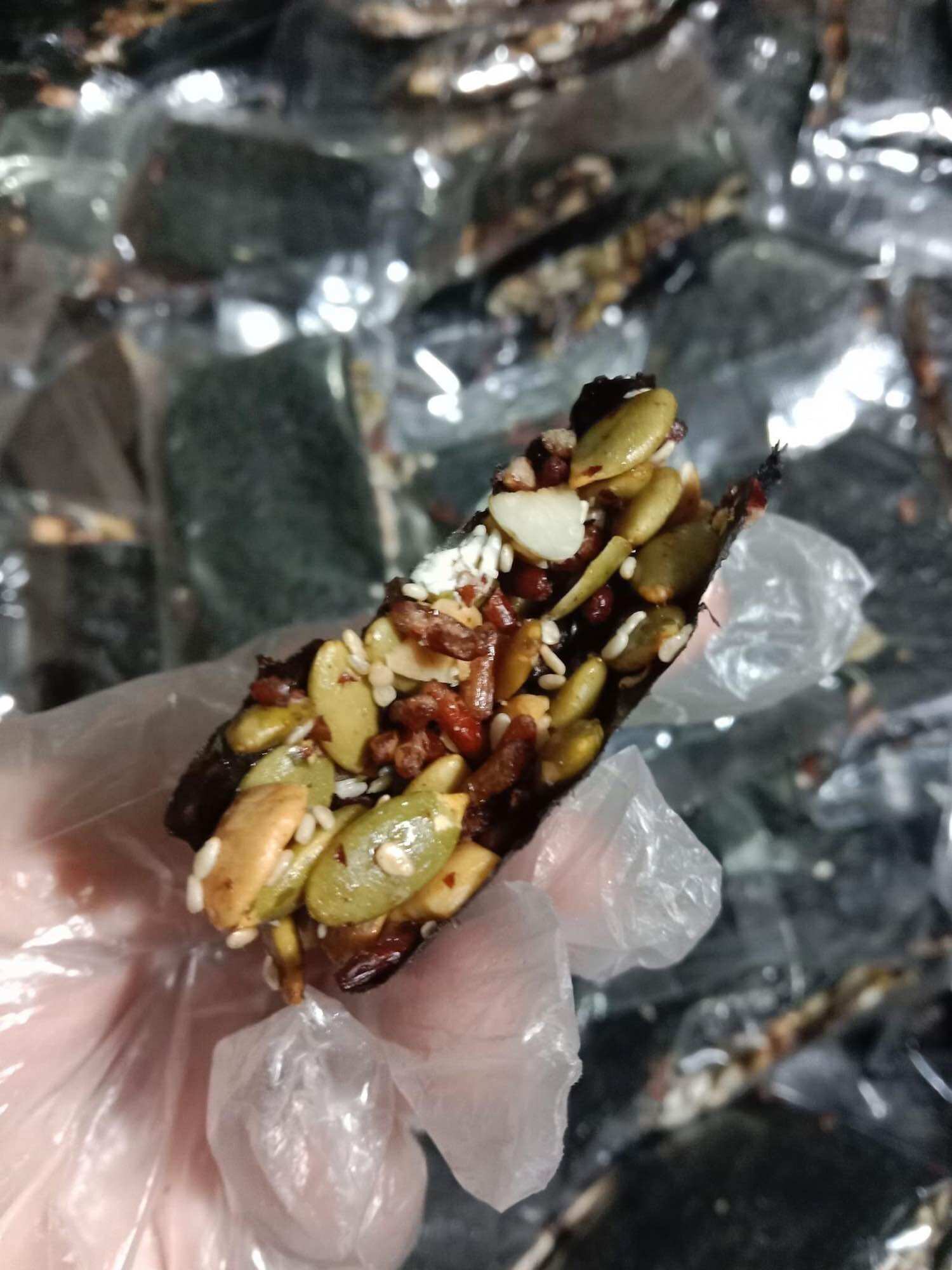 RONG BIỂN KẸP HẠT MIX GẠO LỨT (TÚI 500G)