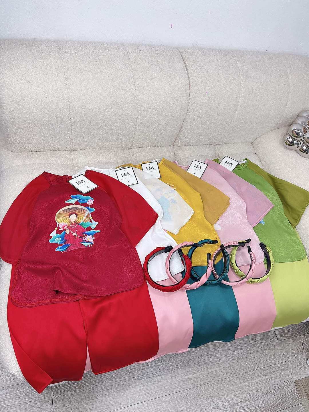(10-32kg) Bộ bà ba kèm bờm cho bé gái
