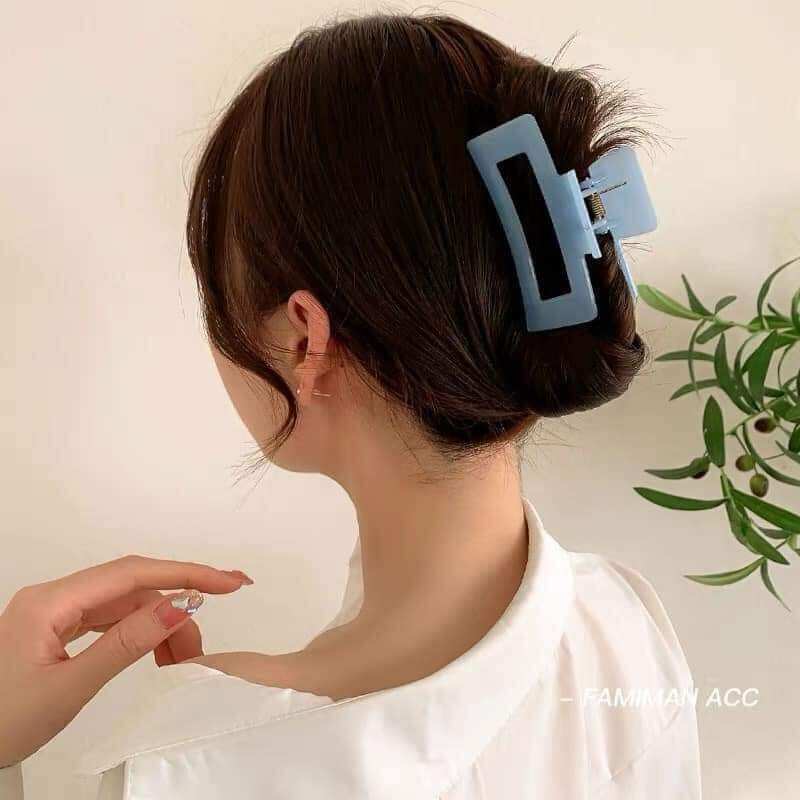 kẹm tóc hàn quốc ( màu ngẩu nhiên)