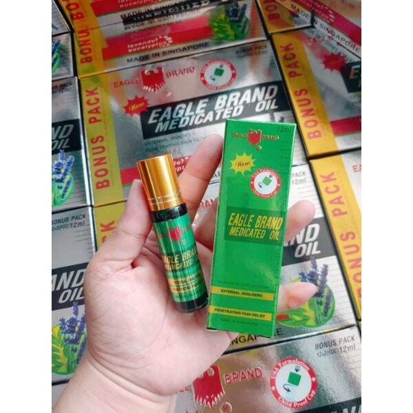 (Chính Hãng) Dầu Gió Xanh Con Ó Dạng Lăn Eagle Brand 12ml