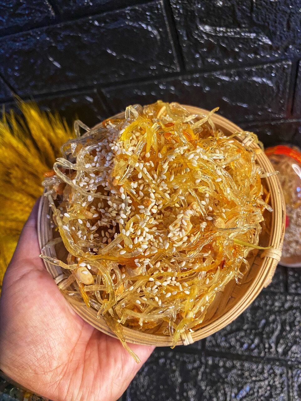 MỨT GỪNG SỢI DẺO MÈ ĐẬU PHỘNG 300g