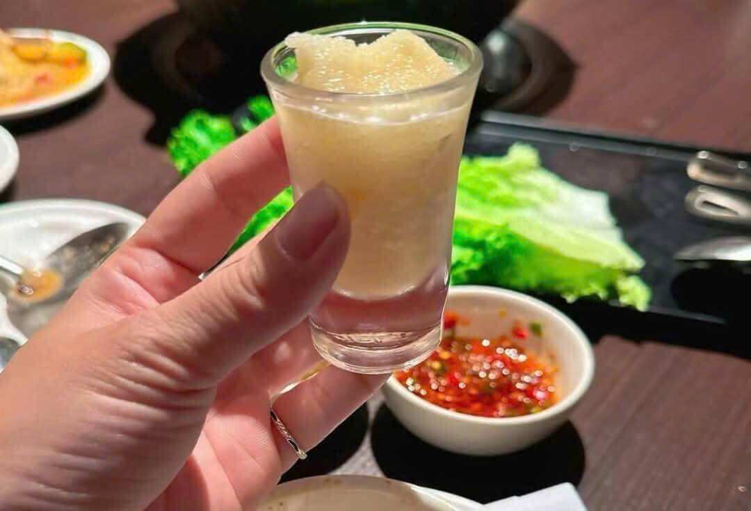 Bộ 6 ly rượu thuỷ tinh đế cao