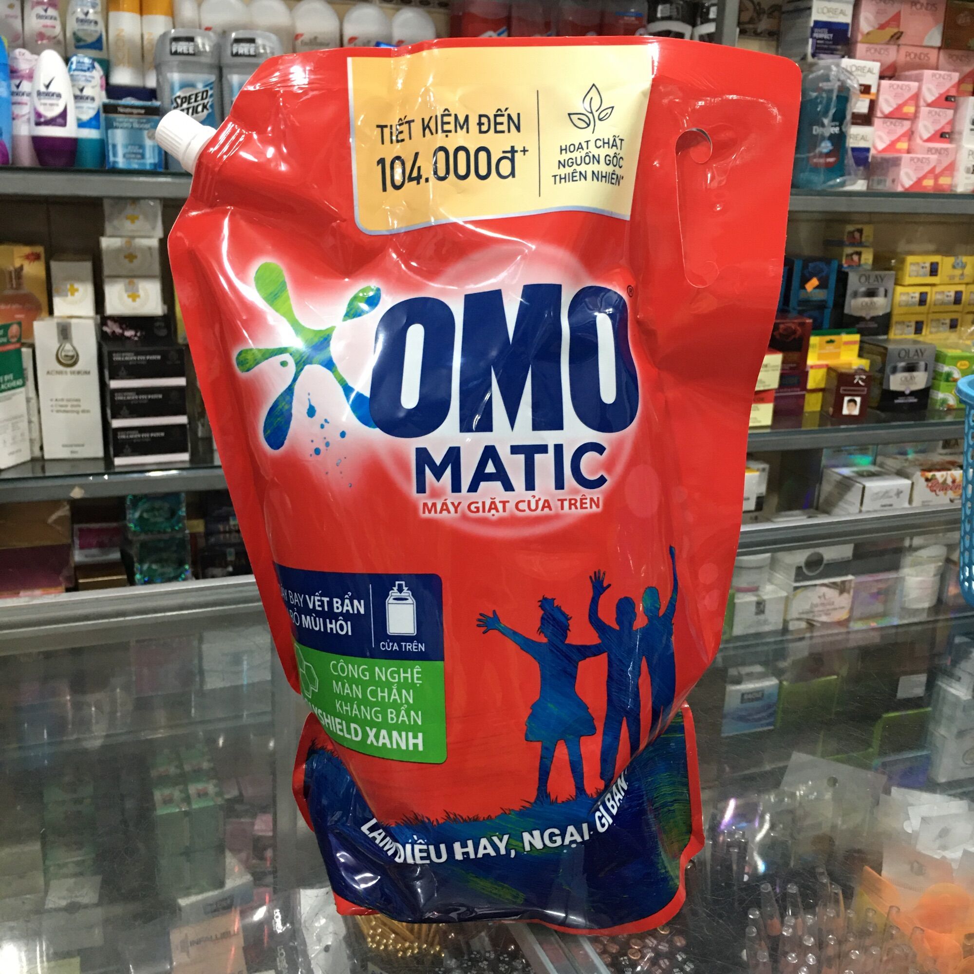 Nước giặt OMO Matic cửa trên túi 3.9kg