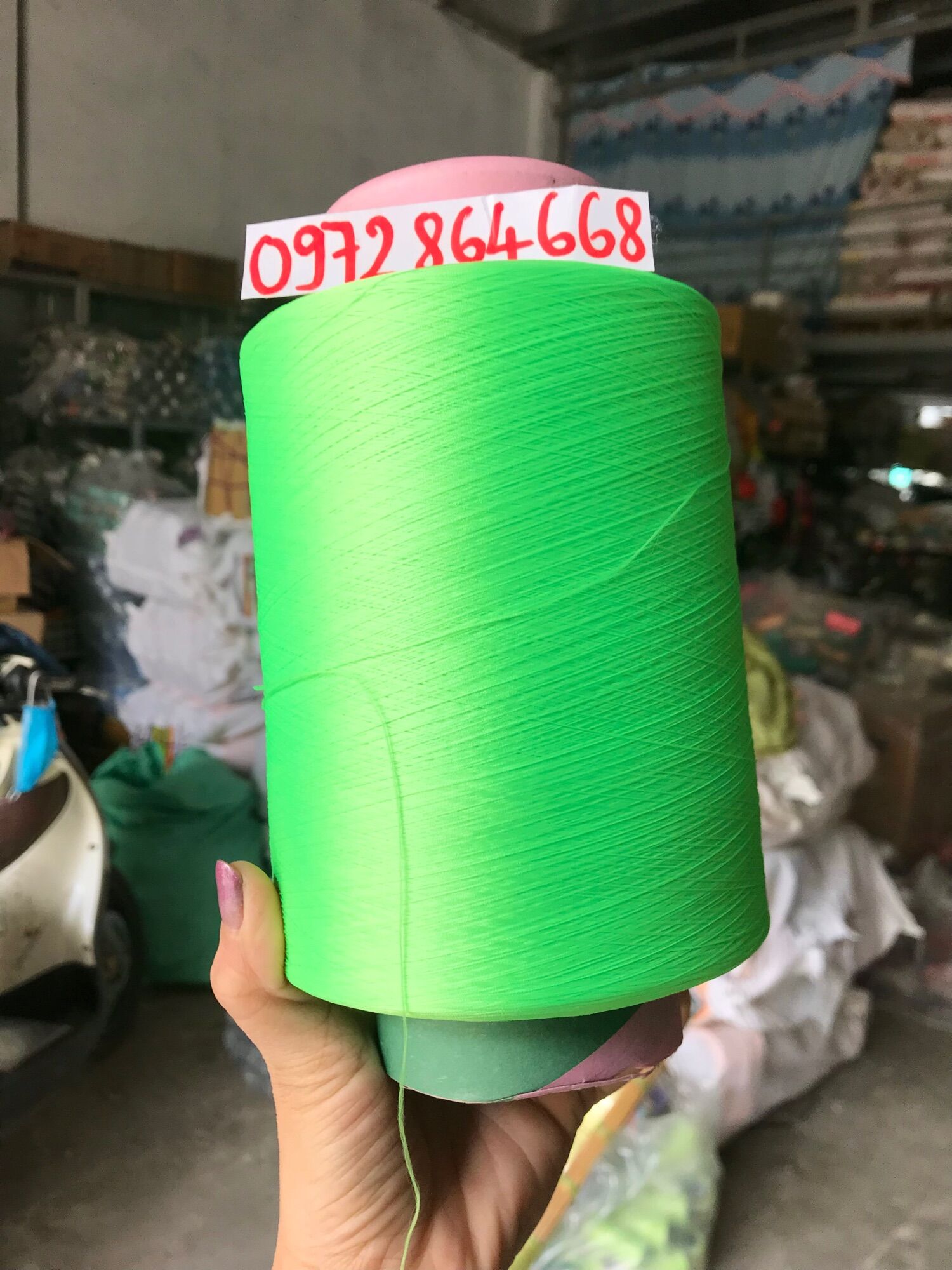 Tơ vắt sổ 150D cuộn lớn 0,75kg và 1kg