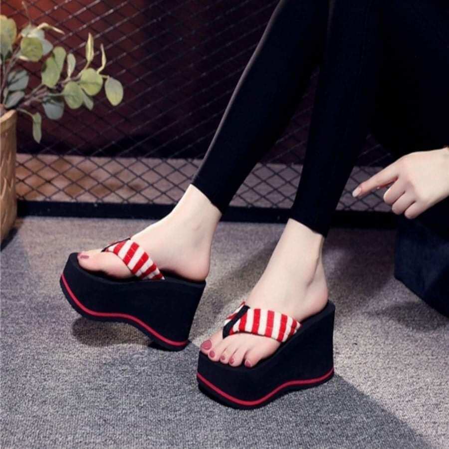 Dép kẹp xốp đế xuồng lượn sóng 10f