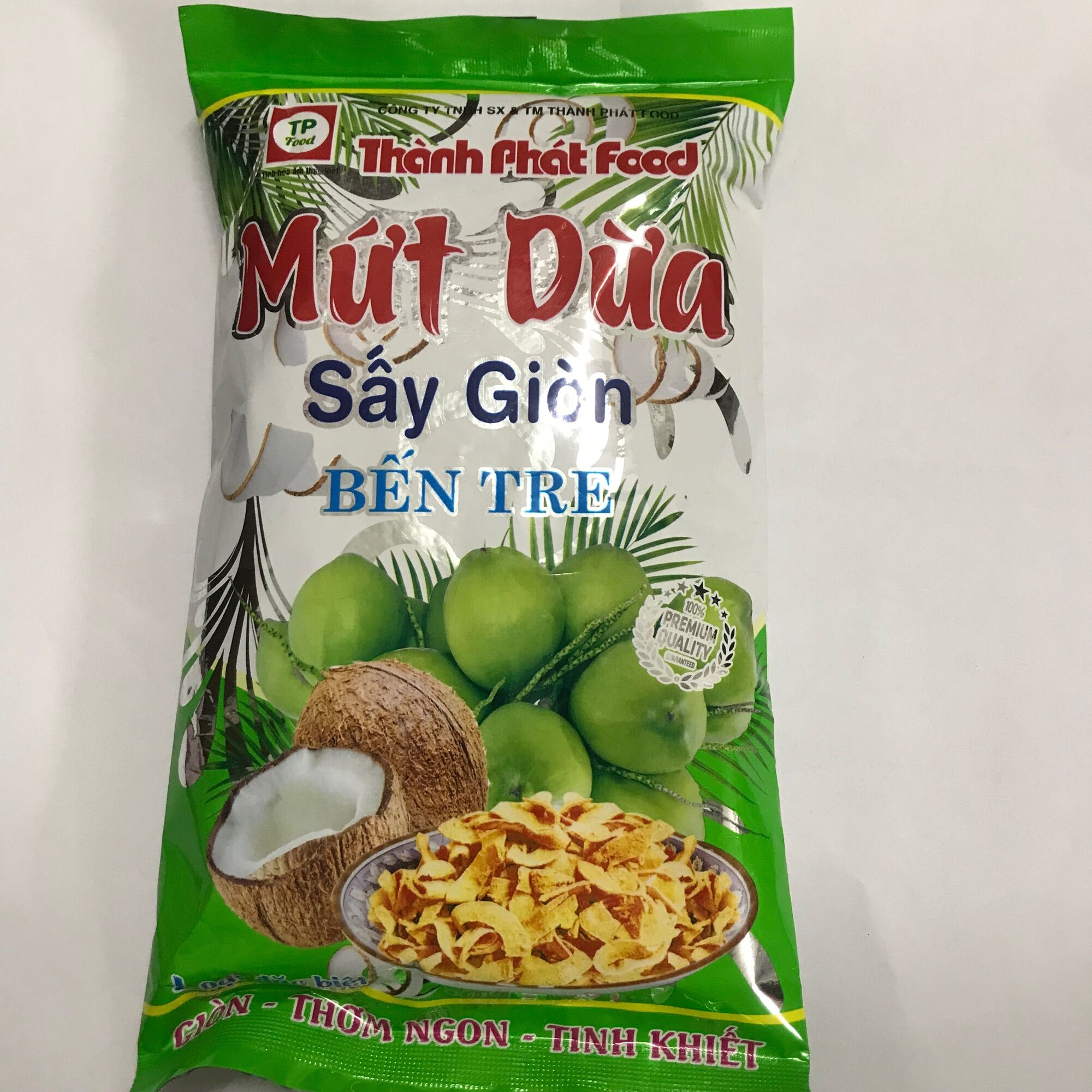 Dừa khô bến tre, mứt dừa sấy giòn dùng ăn liền, ăn kèm chè, sữa chua, kem …
