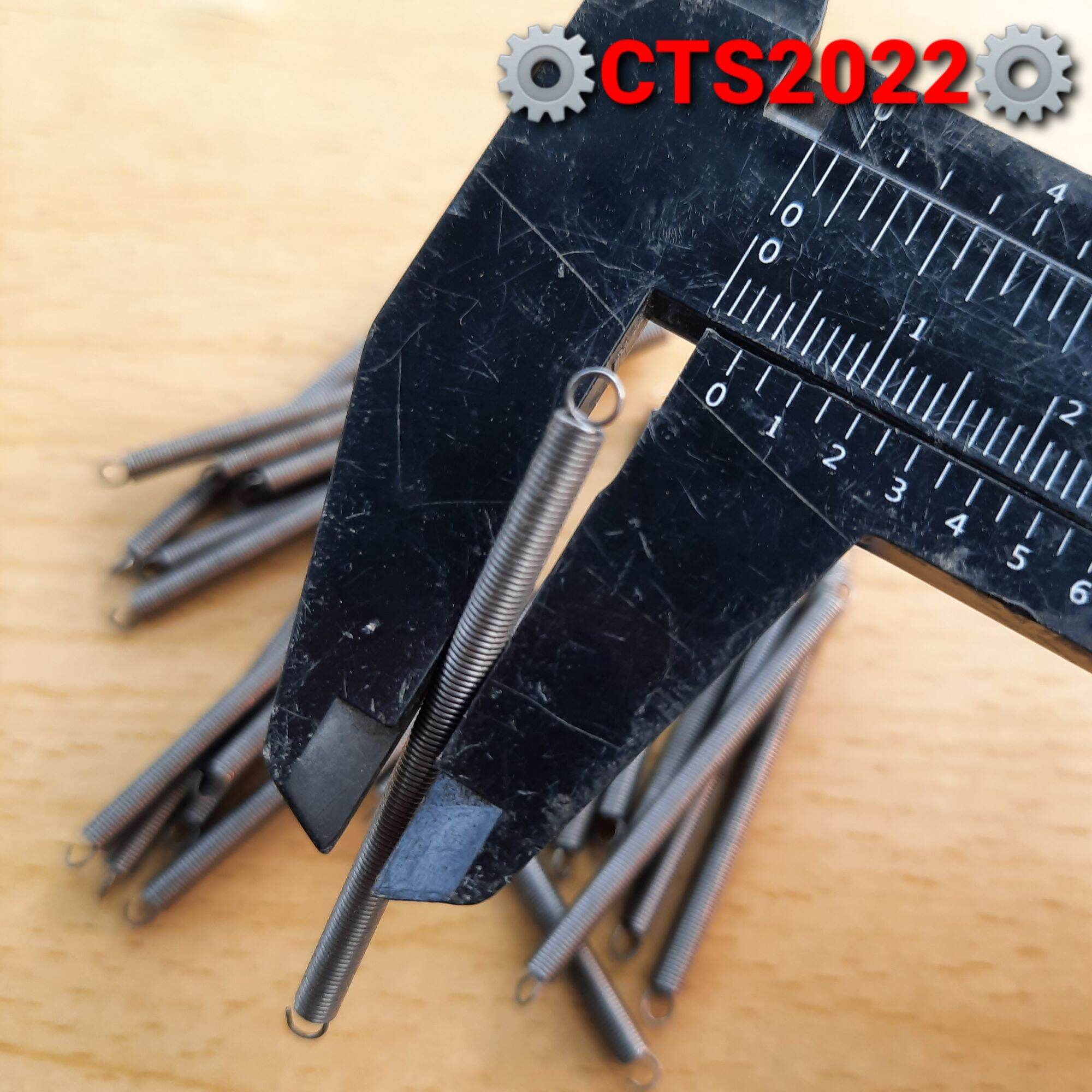 Lò xo kéo thép phi 3mm sợi 0.4mm