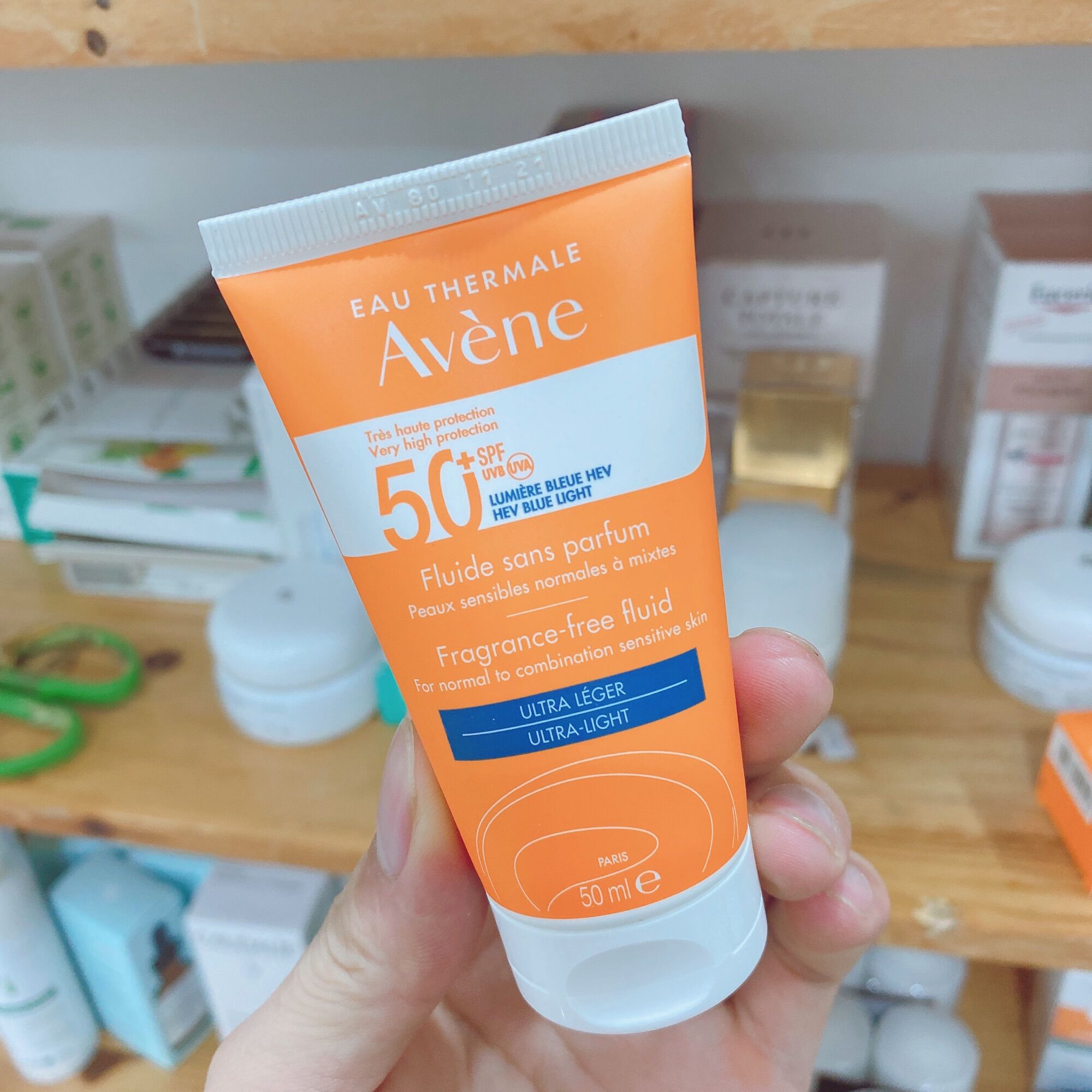 Kem chống nắng Avene Fluid 50ml mẫu mới