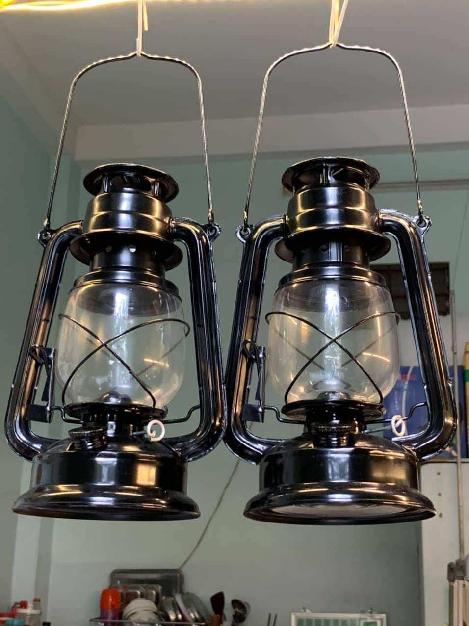 Đèn bão dùng dầu 24cm để trang trí nội thất và sưu tầm, decor quán cafe, đi cắm trại, đèn đi dã ngoại, đèn trang trí chất liệu sắt