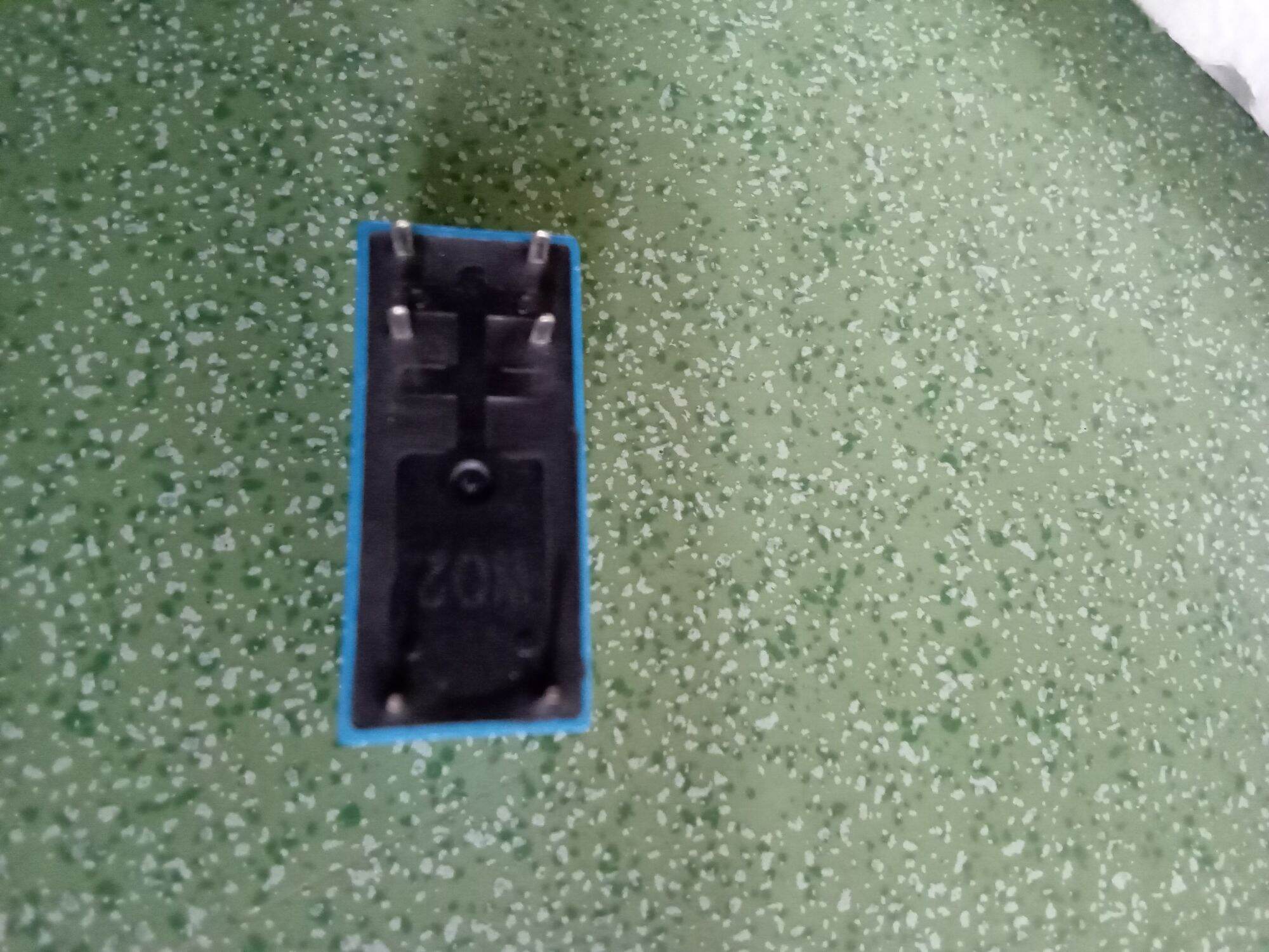 1 CHIẾC Rơle 12V-6 CHÂN