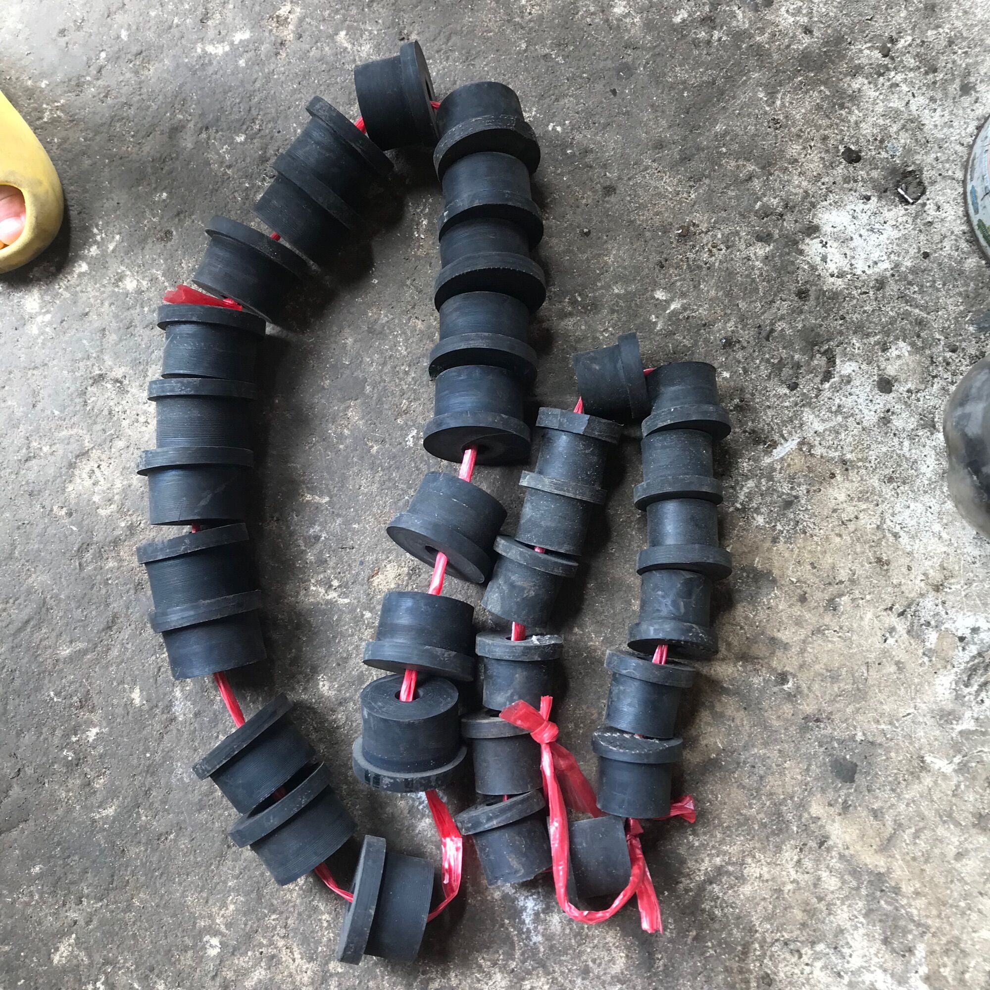 Cao su nhíp, cao su ắc nhíp, phụ kiện nhíp cho xe ba bánh - Shop Đồ Chế Xe Mạnh Quỳnh