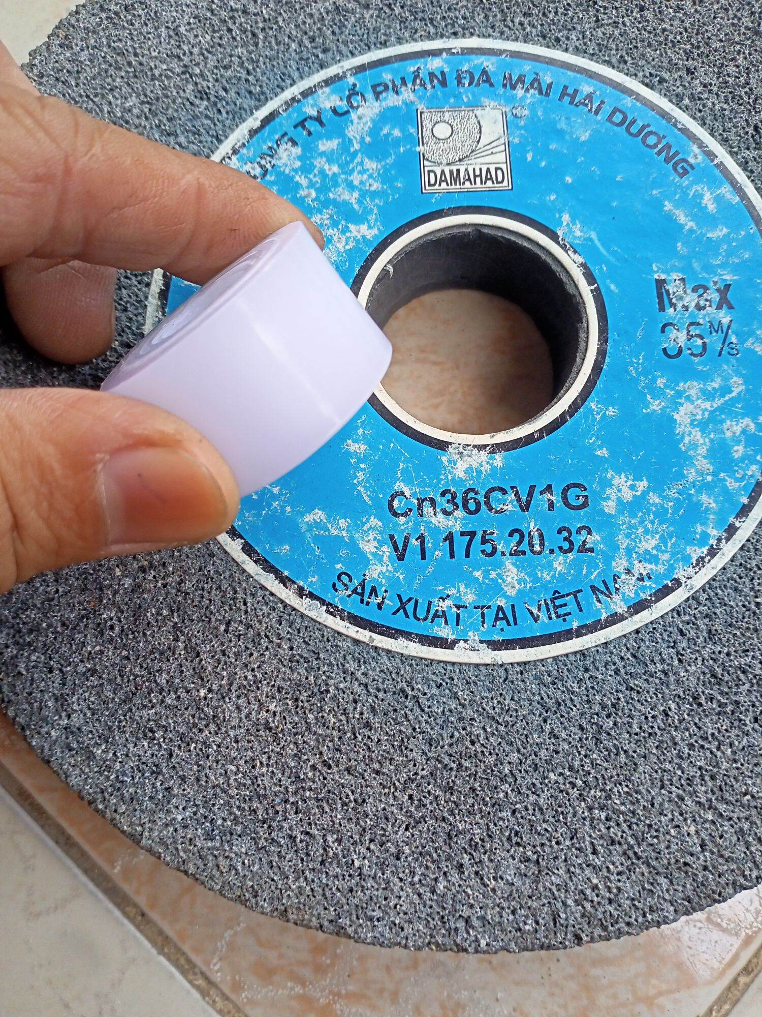 đá mài lửa hải dương 18cm