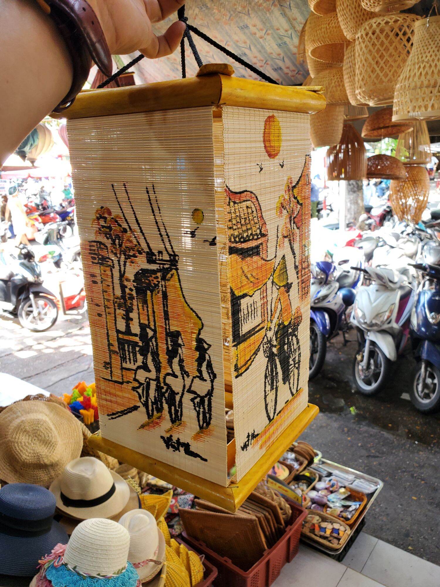 Lồng Đèn mành  Vuông tre vẽ họa tiết trang trí