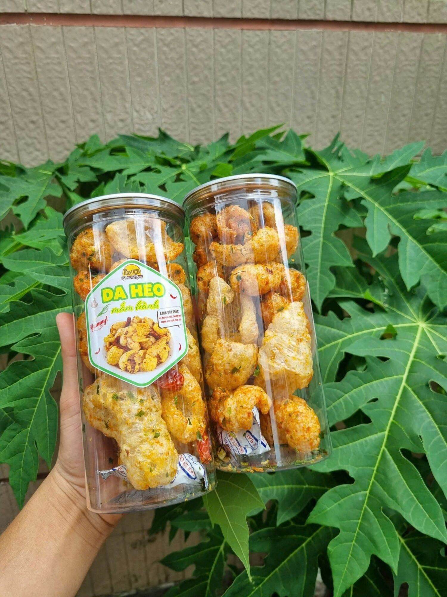 Da heo xốc muối ớt hủ 150gr, da heo mắm hành. Da heo sấy muối ớt, da heo lắc muối ớt, sốt nước mắm hành lá