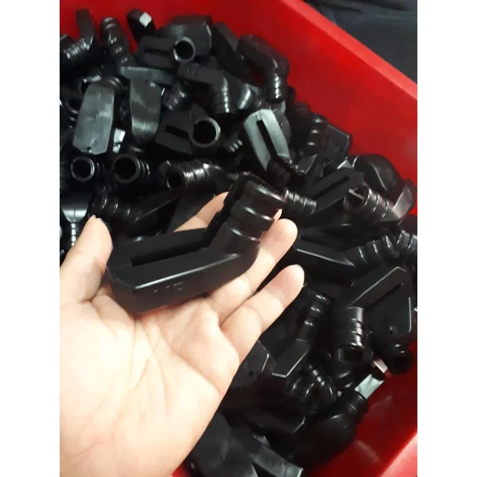 chân chống xe máy