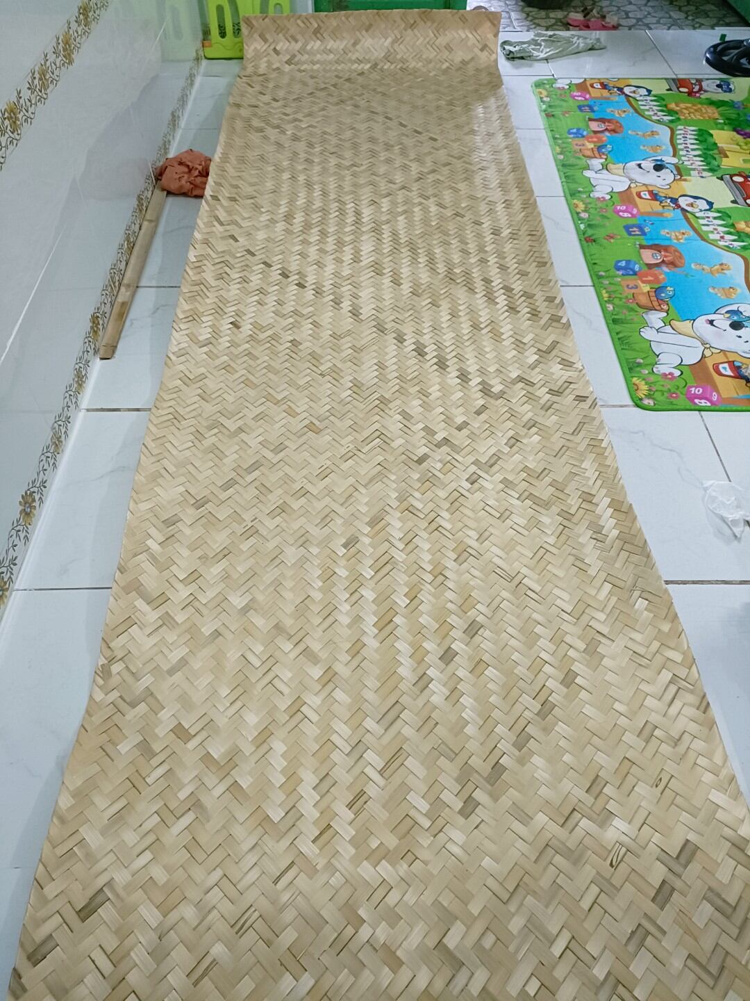 CÓT TRE LÀM VÁCH TRẦN TRANG TRÍ