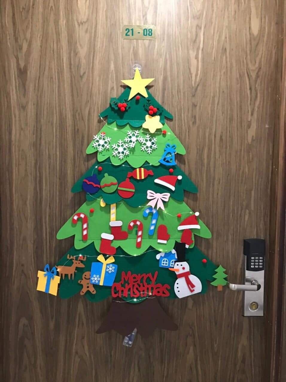 Cây thông noel dạ kèm đèn Led
