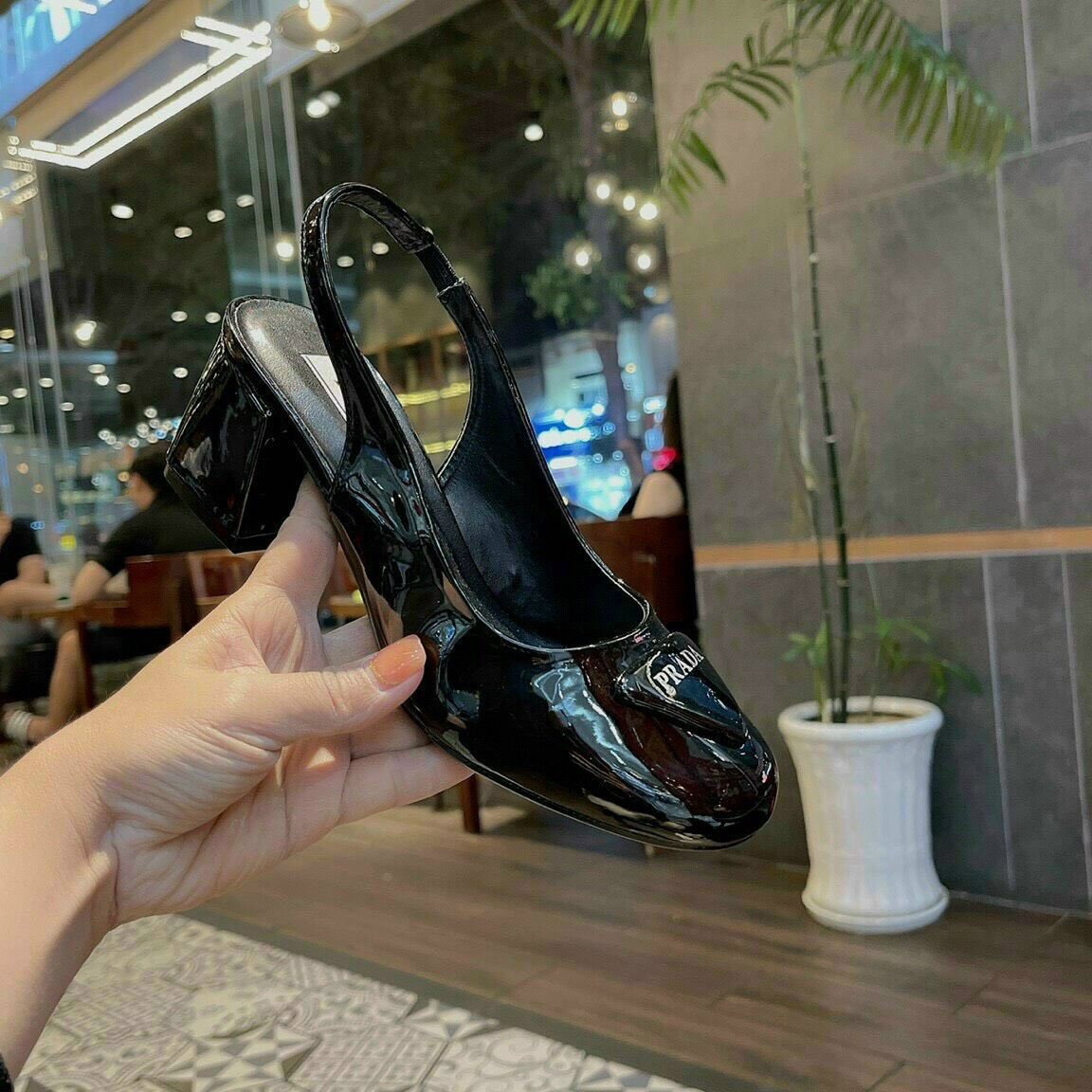 Giày cao gót đế vuông 5cm