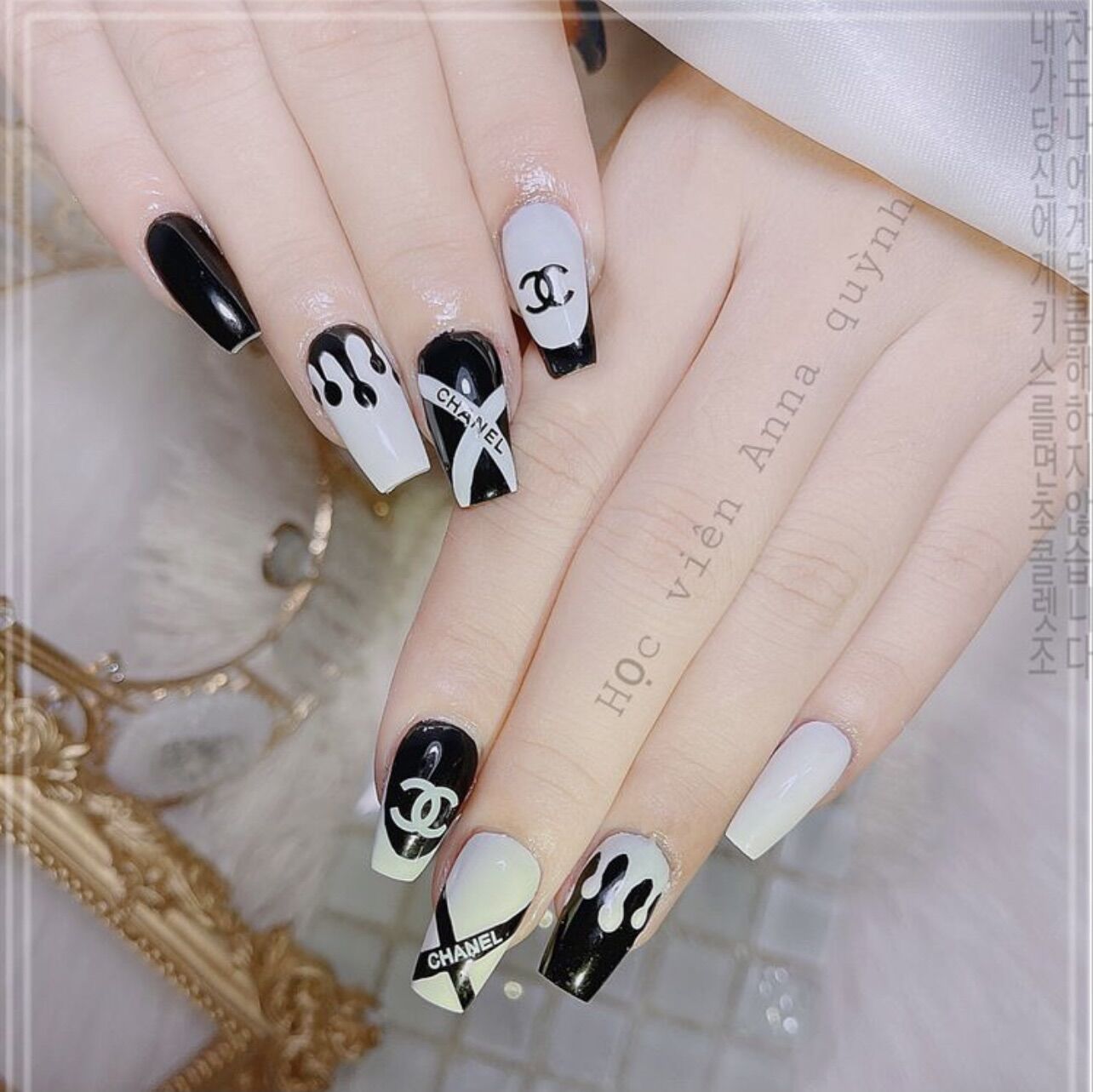 . Nailbox _ móng giả xinh xinh