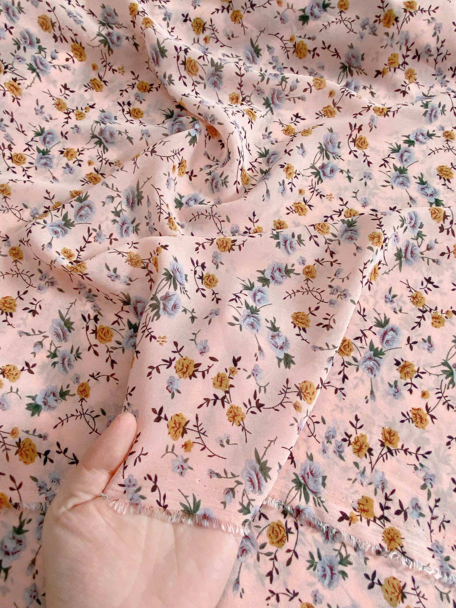 Chiffon Fabric, Soft and Flowing Floral Chiffon, Specialized for Making Dresses, Skirts, Ao Dai, Ba Ba Dresses, and Other Garments [Color Chart 1]