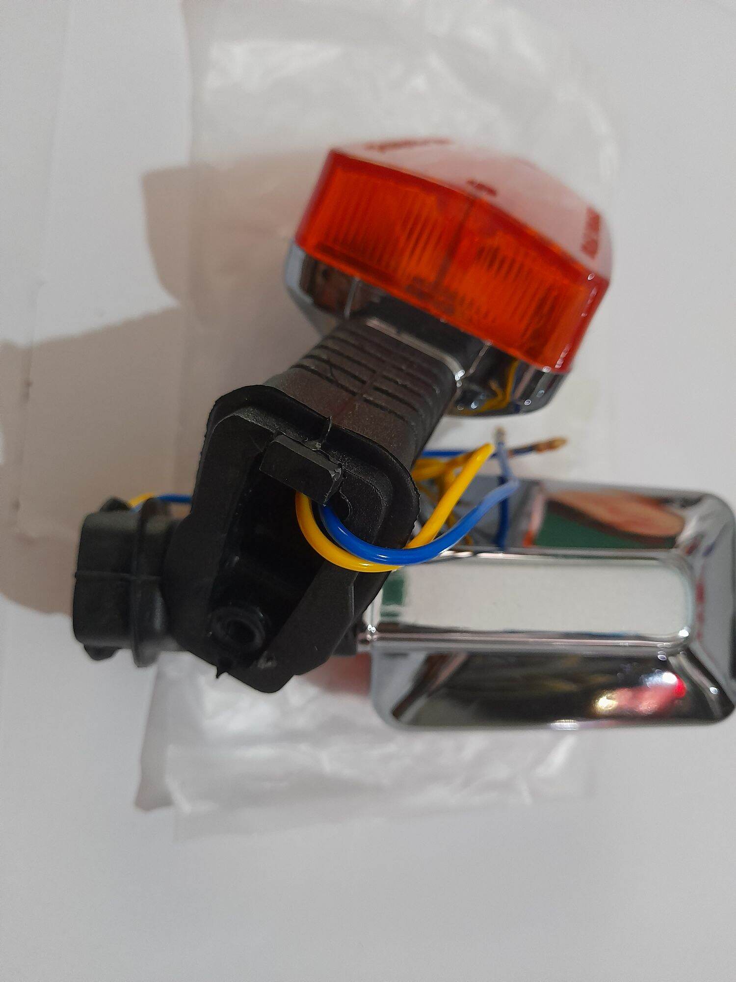 Pair of Front and Rear Turn Signal Lights for Coupe 82.