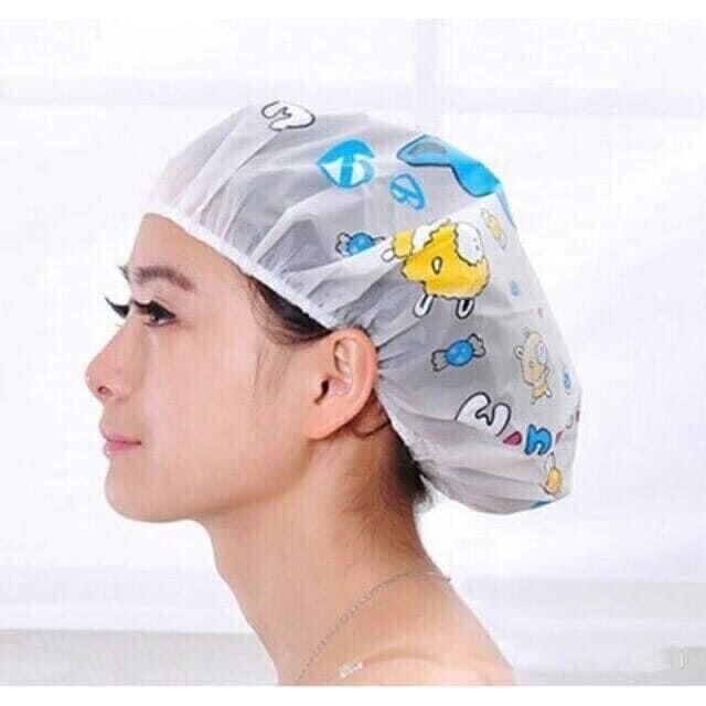 Mục chùm tóc khi tắm - mũ ủ tóc