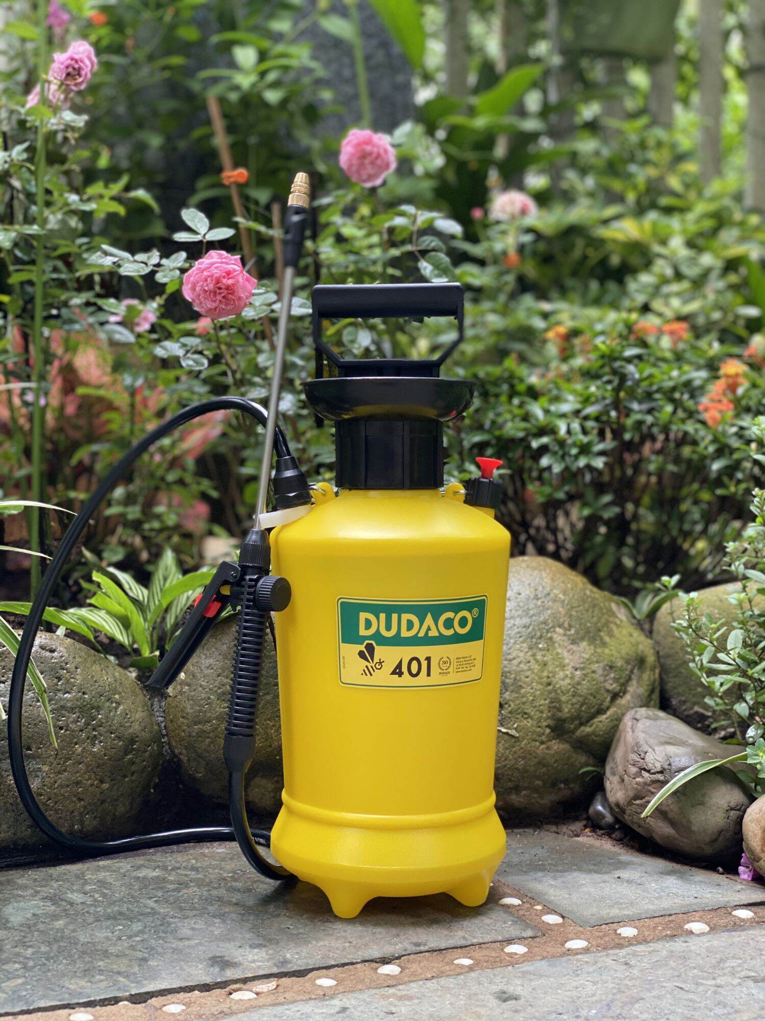 Bình Xịt Dudaco Dùng Tưới Cây 4L 2 Cần
