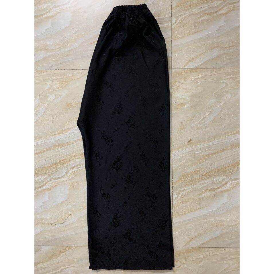 Quần gấm hoa bà già