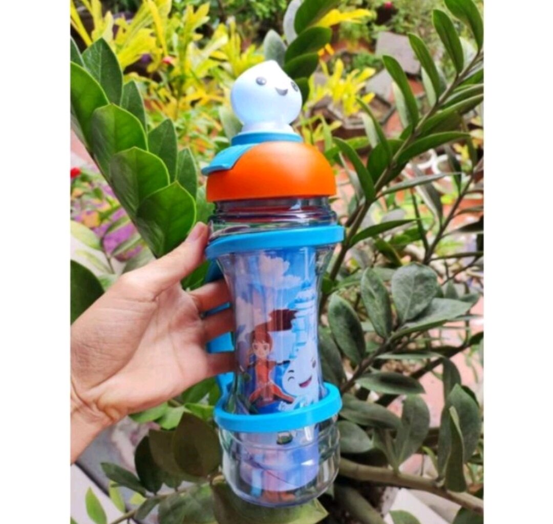 Bình nước phát sáng Fristi