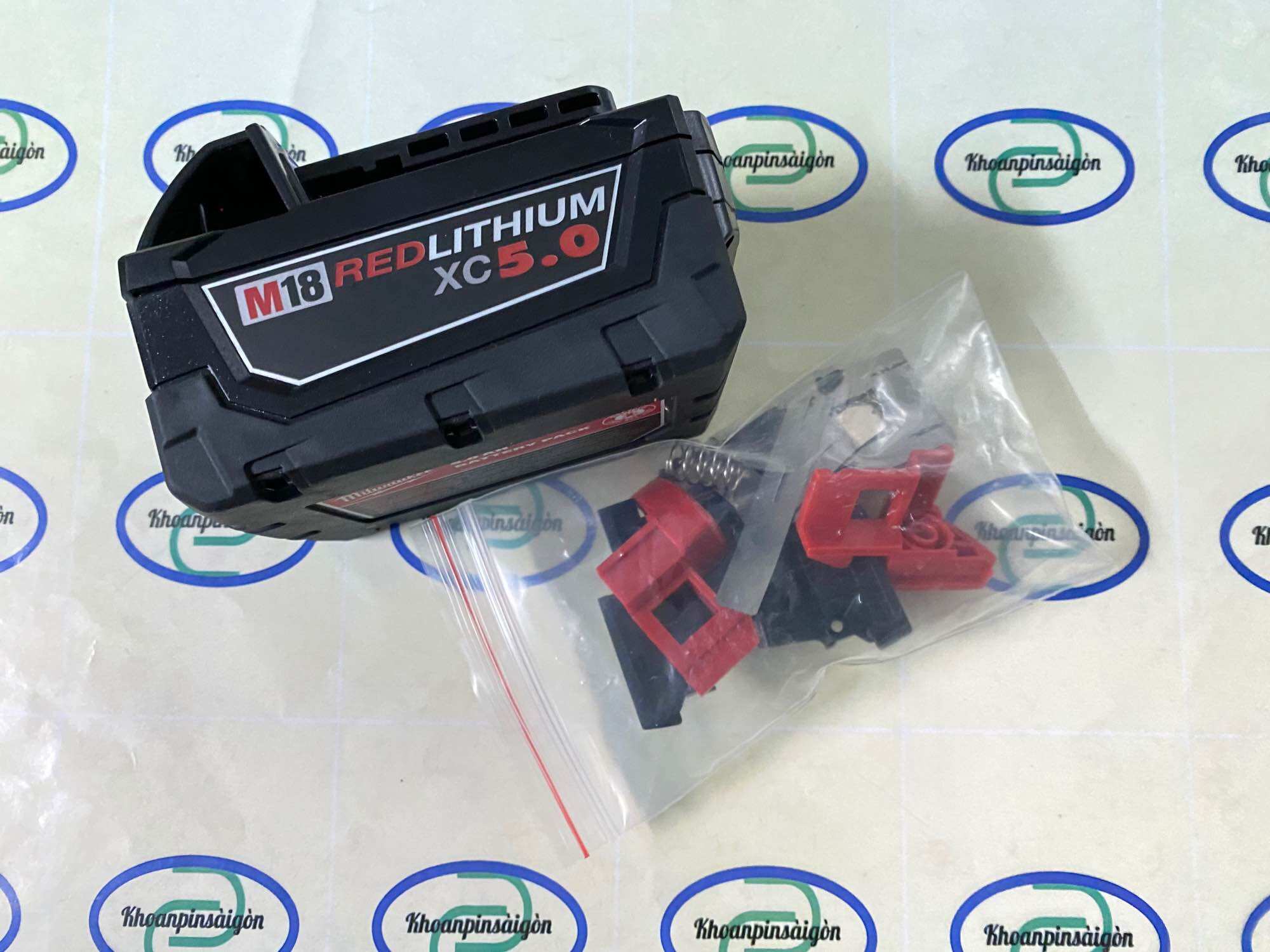Vỏ mạch pin Milwaukee 18v loại 10 cell 18650 nhận sạc zin