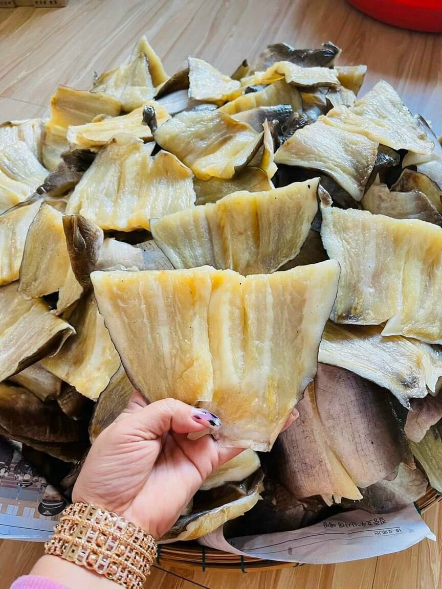 Khô đuôi cá dứa 1kg