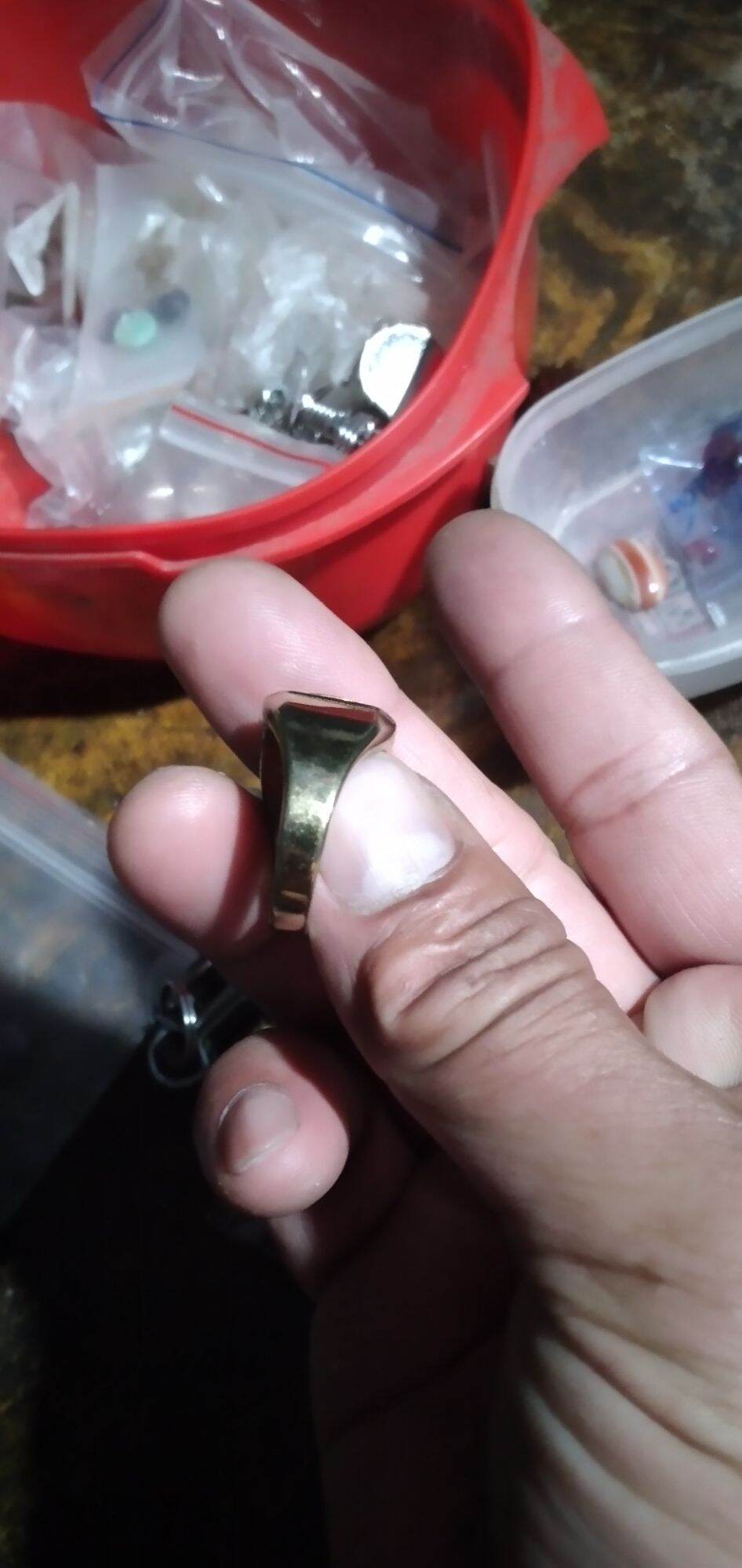 nhẫn mỹ nam mặt đá shaphia xanh  đen, trắng xanh và ruby thiên nhiên   ( tặng kèm móc khóa inox )