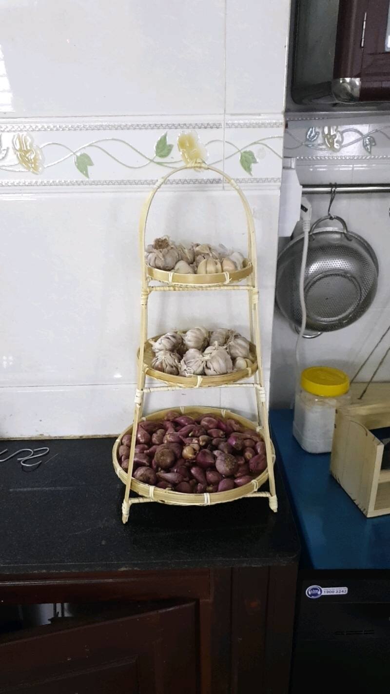 Kệ mẹt 3 tầng đựng hành tỏi