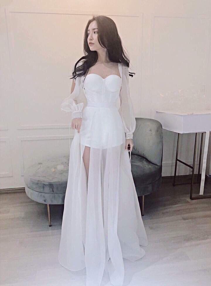 Jum Maxi Phối Voan Cổ U Xẻ Tà