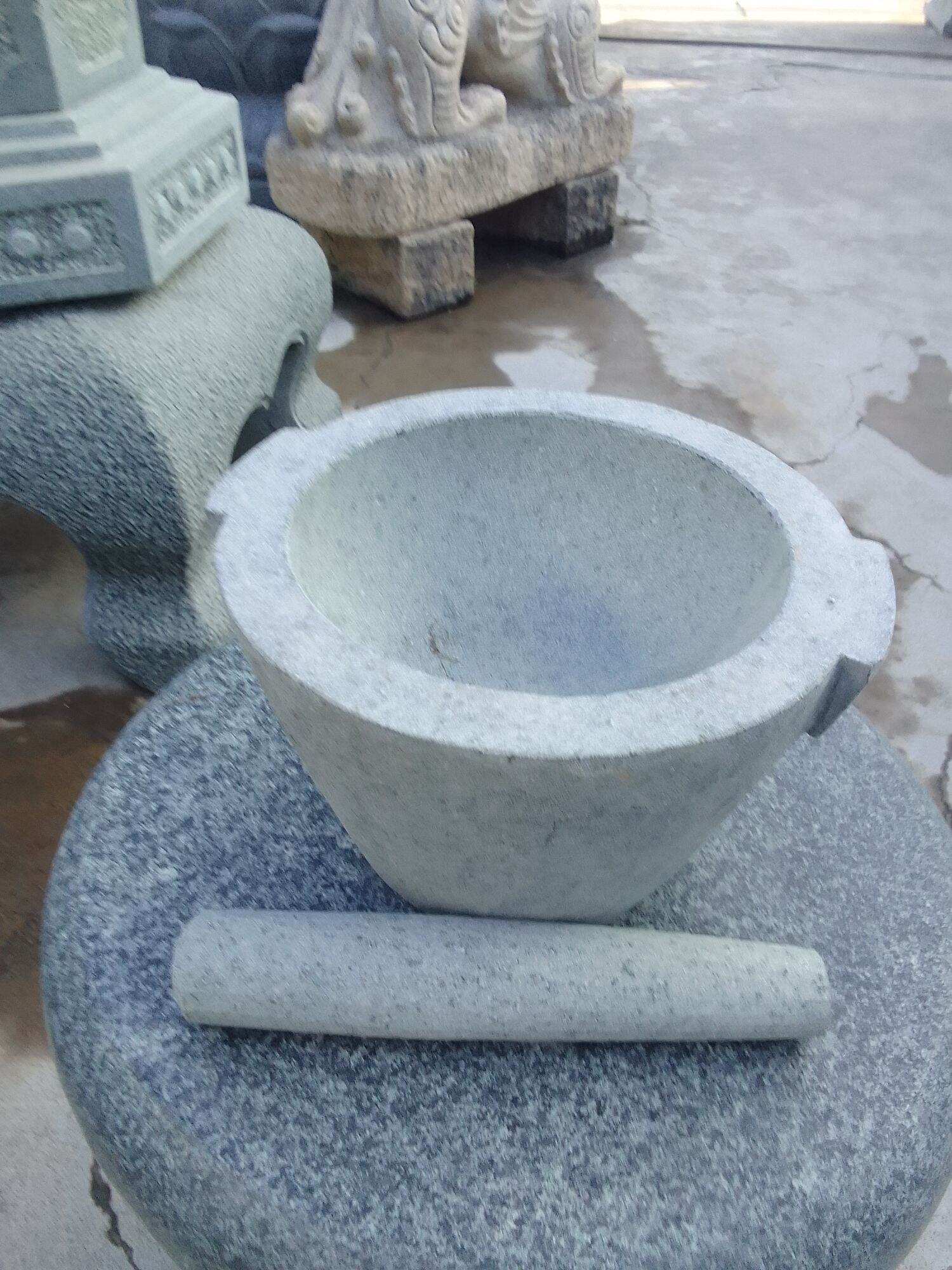 cối và chày đá kích thước 21cm