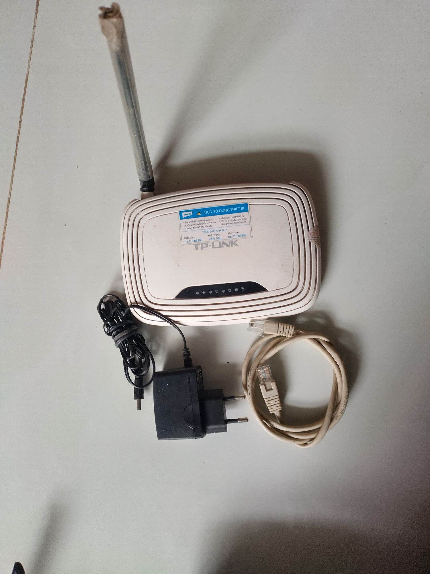Cục wifi 1 râu