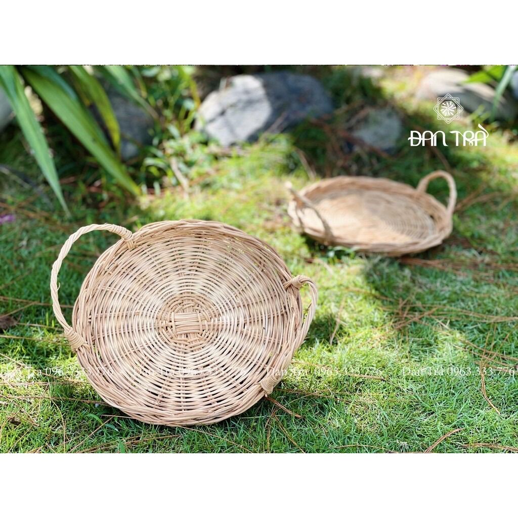 Đĩa mây nâu có quai cầm đan trà - decor mây tre đan