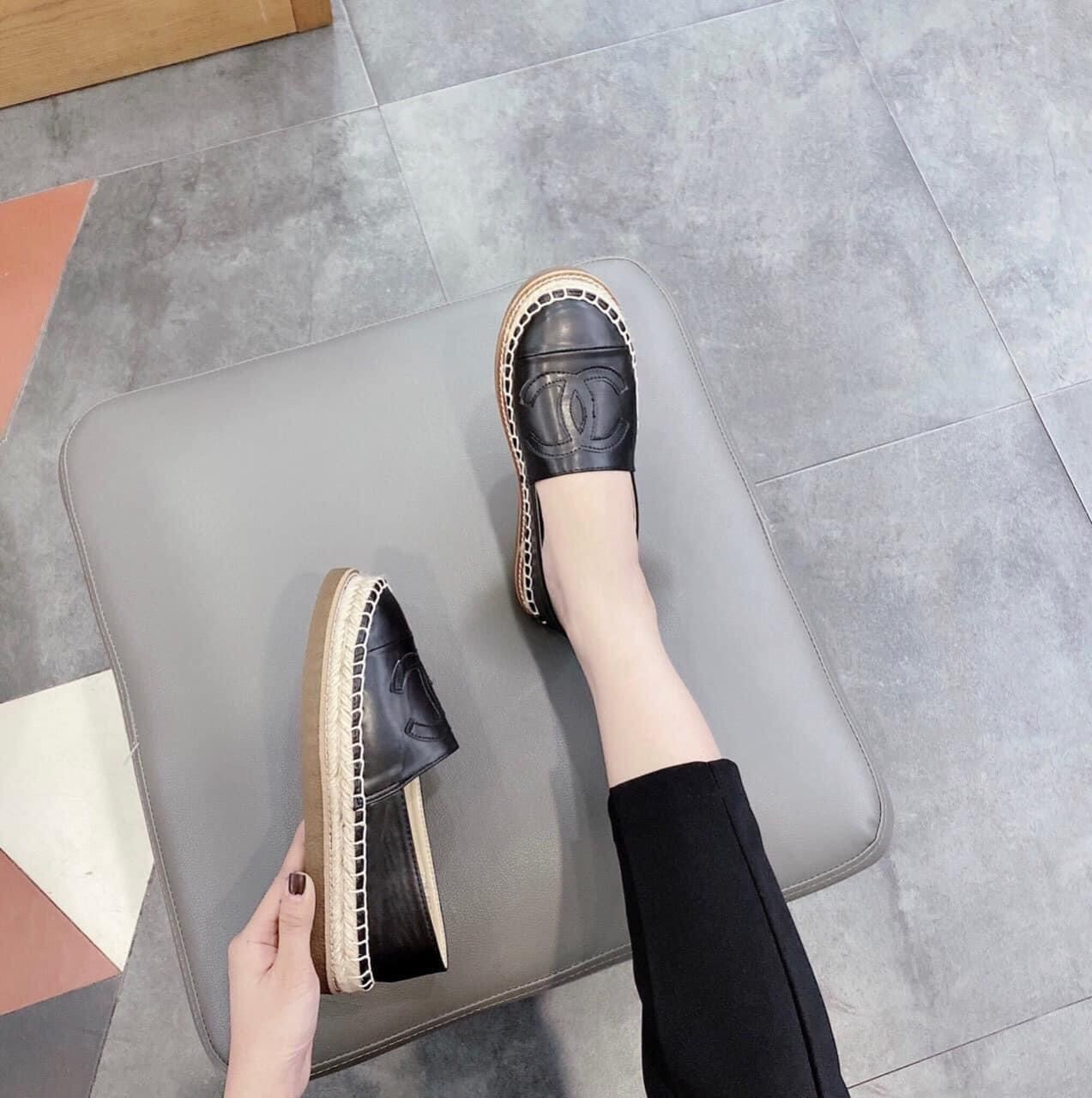 Giày bệt C.h.a.n.e.l slipon đế kếp da mềm