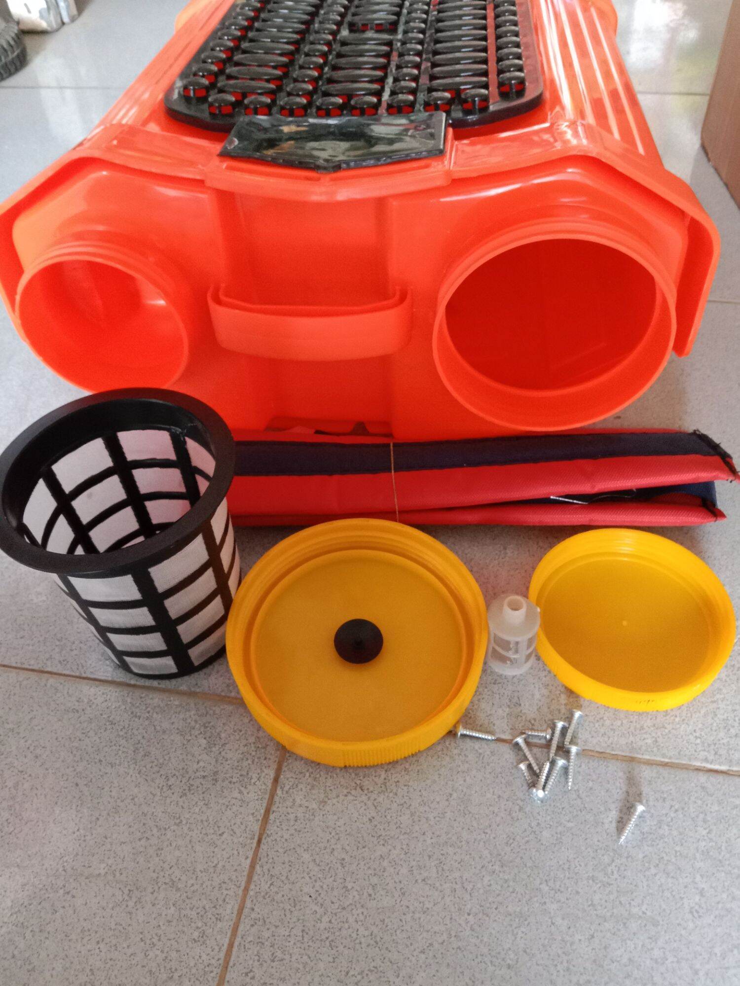 VỎ BÌNH XỊT ĐIỆN 20L LOẠI  DÀY ĐẸP ( kèm  theo đây đeo)