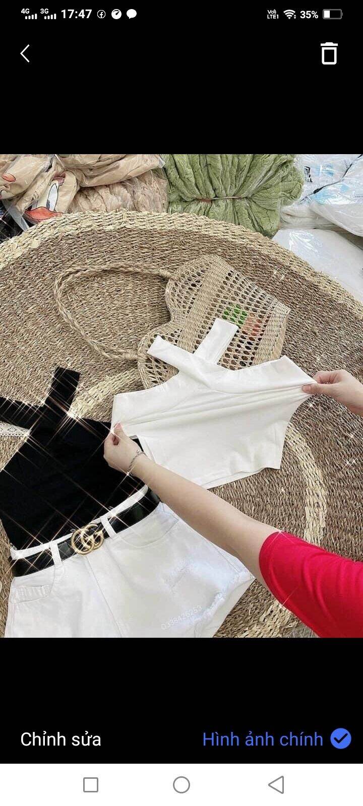 Áo kiểu cổ v