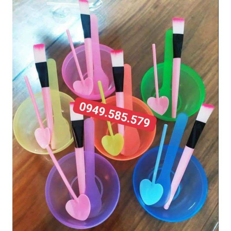 BỘ CHÉN PHA MẶT NẠ NHỰA DẺO Y HÌNH