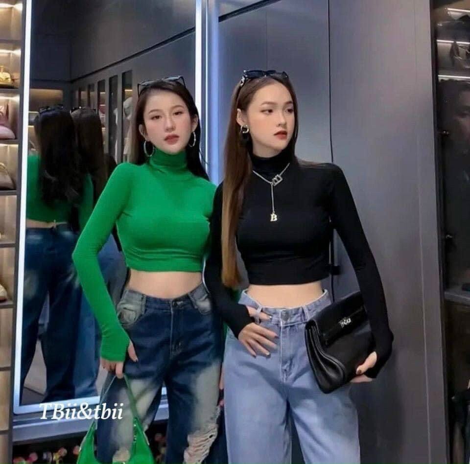 Áo croptop cổ lọ tay dài