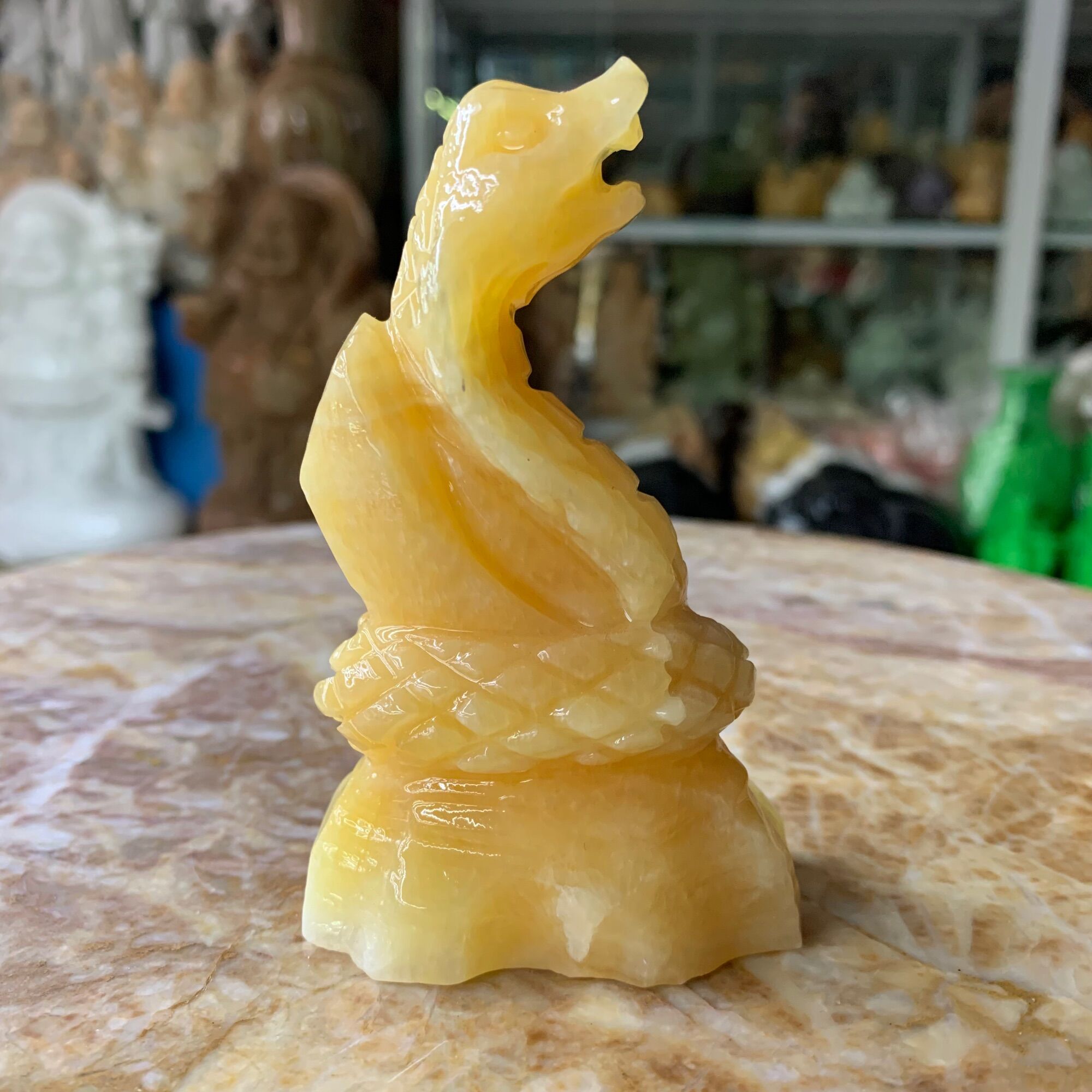 Tượng con rắn đá ngọc hoàng long - cao 10cm
